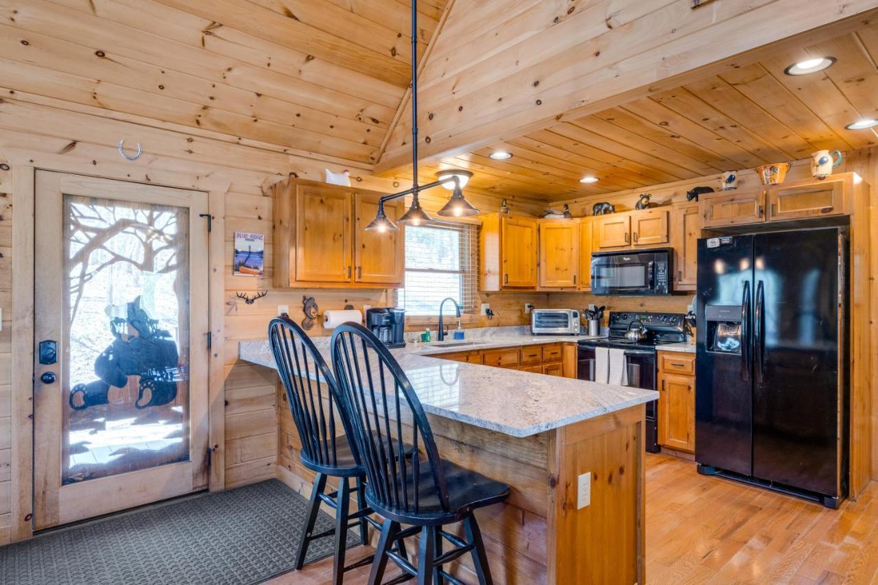 Blue Ridge Bear Bungalow Exterior foto